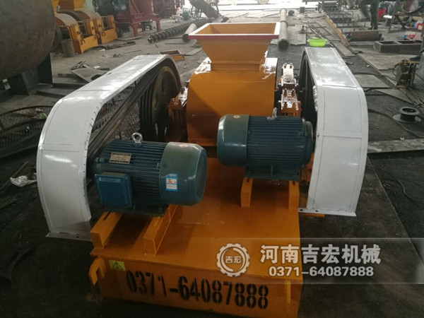 如何正確安裝雙齒輥破碎機的破碎齒？