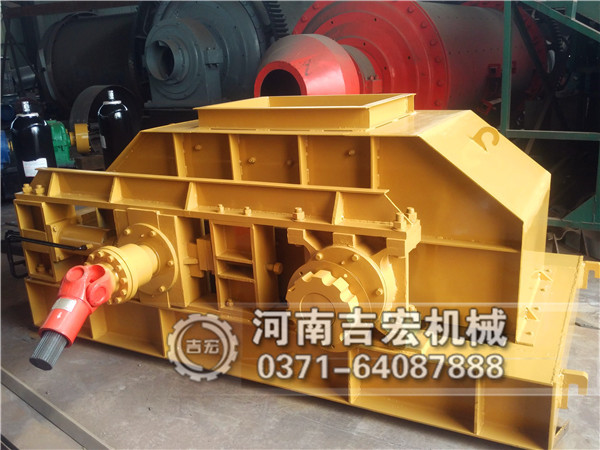 新型對輥機(jī)制砂工作視頻【一機(jī)好用又實(shí)惠】！