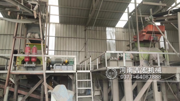 避開選購陷阱：吉宏工程師教你識(shí)別優(yōu)質(zhì)對輥破碎機(jī)！
